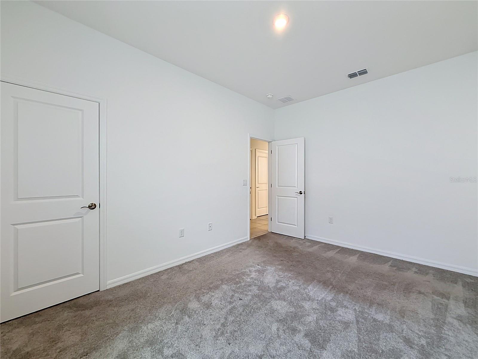 418 QUAYSIDE AVE, MASCOTTE, FL — photo 52