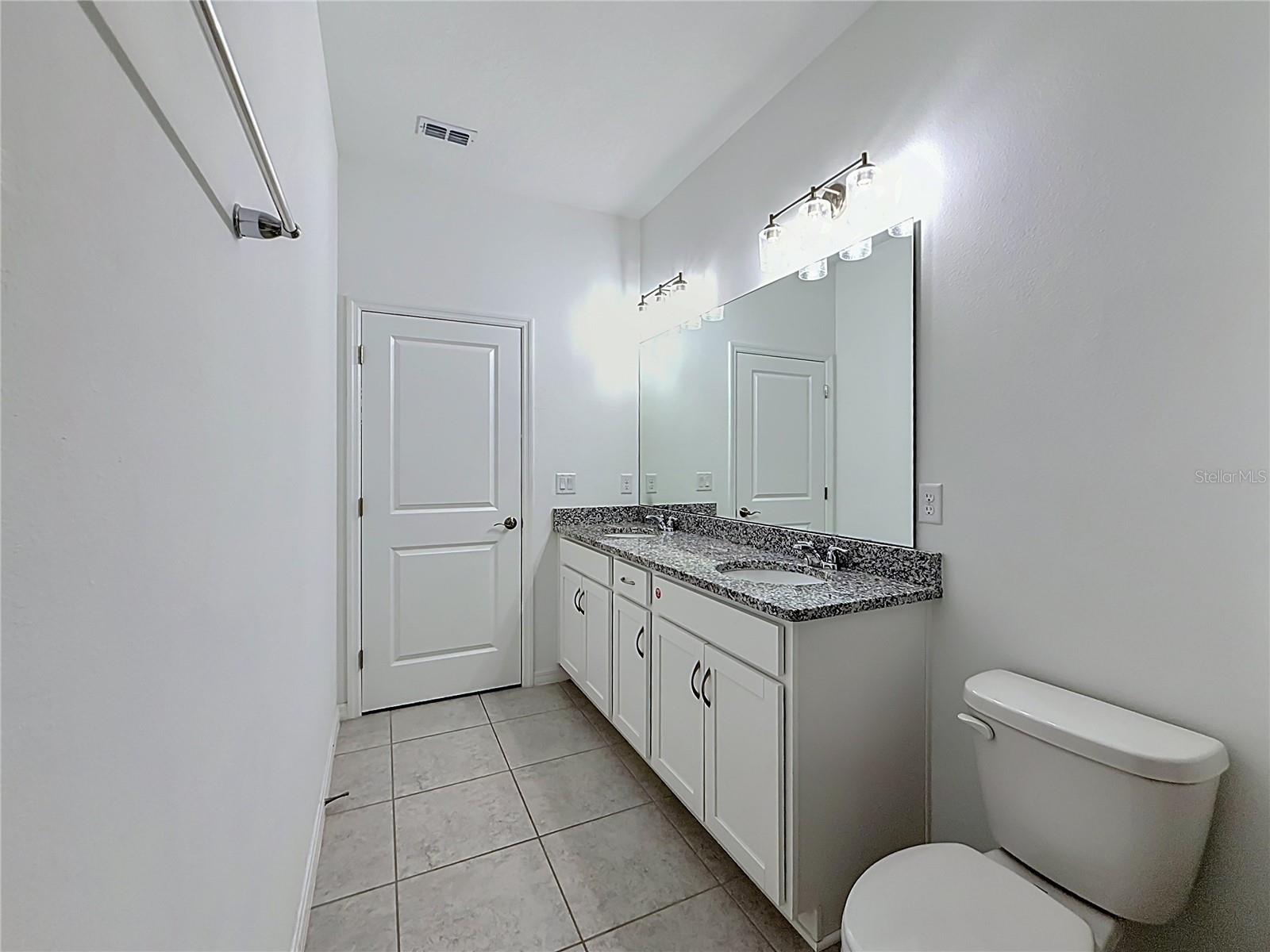 418 QUAYSIDE AVE, MASCOTTE, FL — photo 60