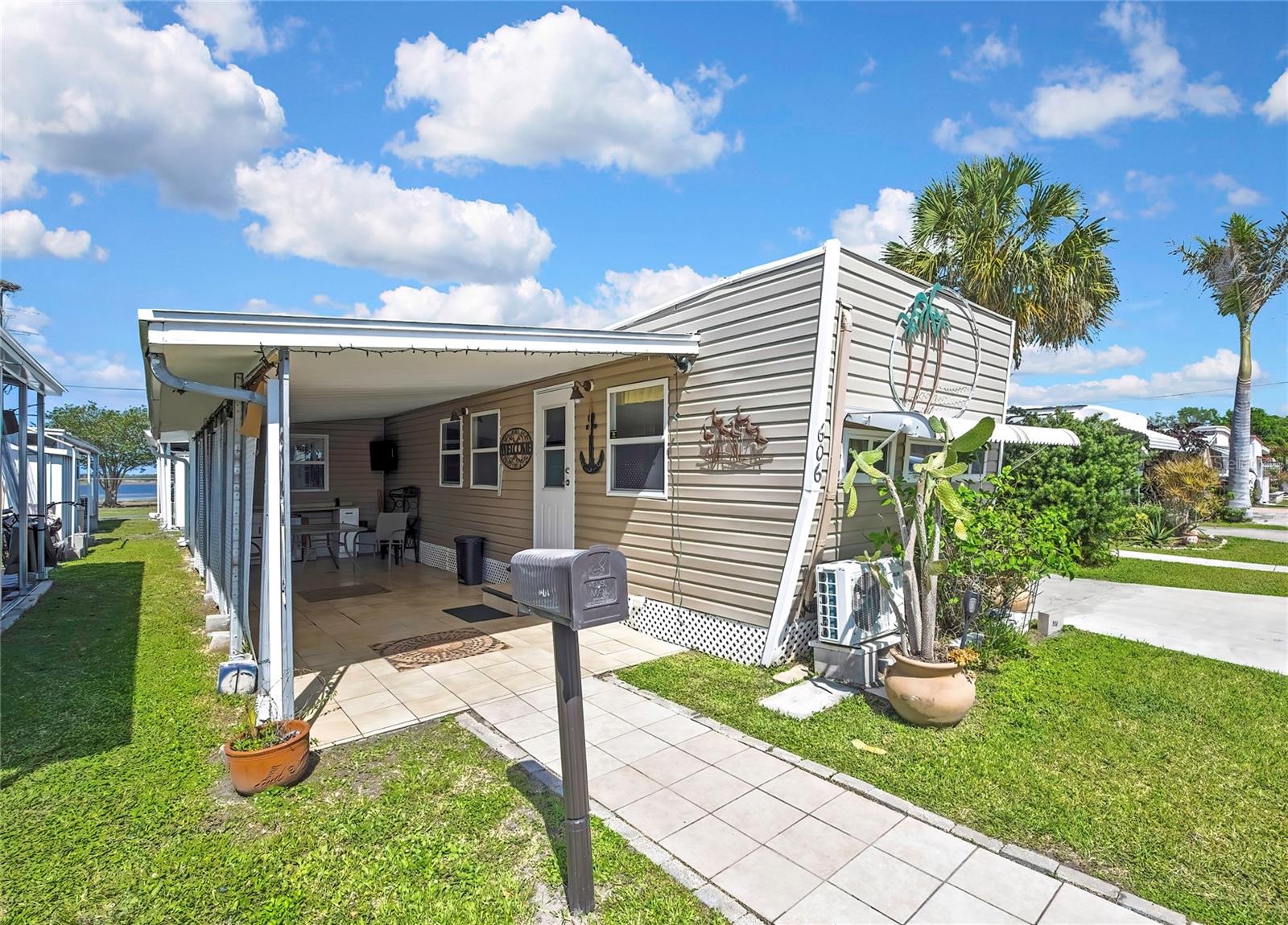 800 32ND AVE S #606, ST PETERSBURG, FL — photo 2