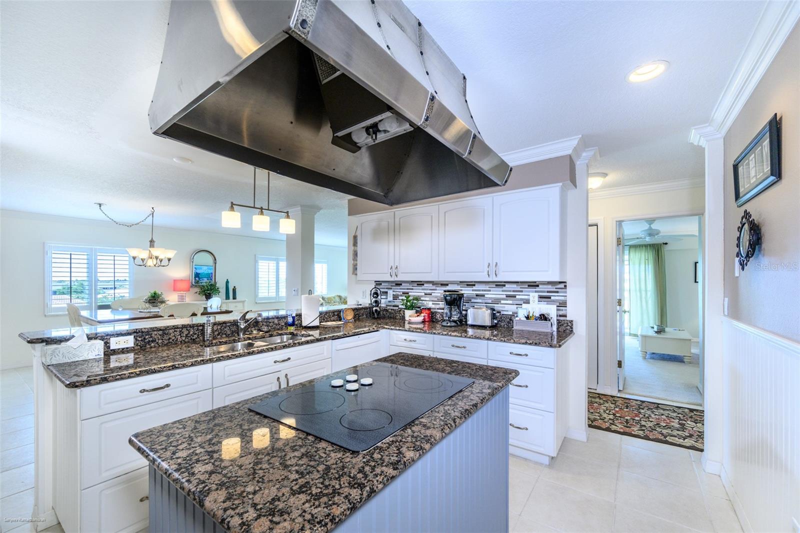 1477 PARK BEACH CIR #33, PUNTA GORDA, FL — photo 31