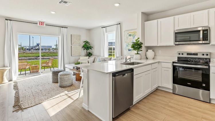 4029 GOLD DUST LN, SARASOTA, FL — photo 3