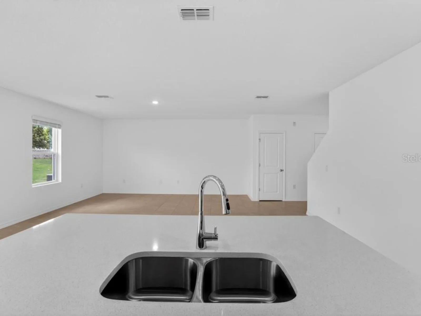 371 CORNERSTONE DR, GROVELAND, FL — photo 29