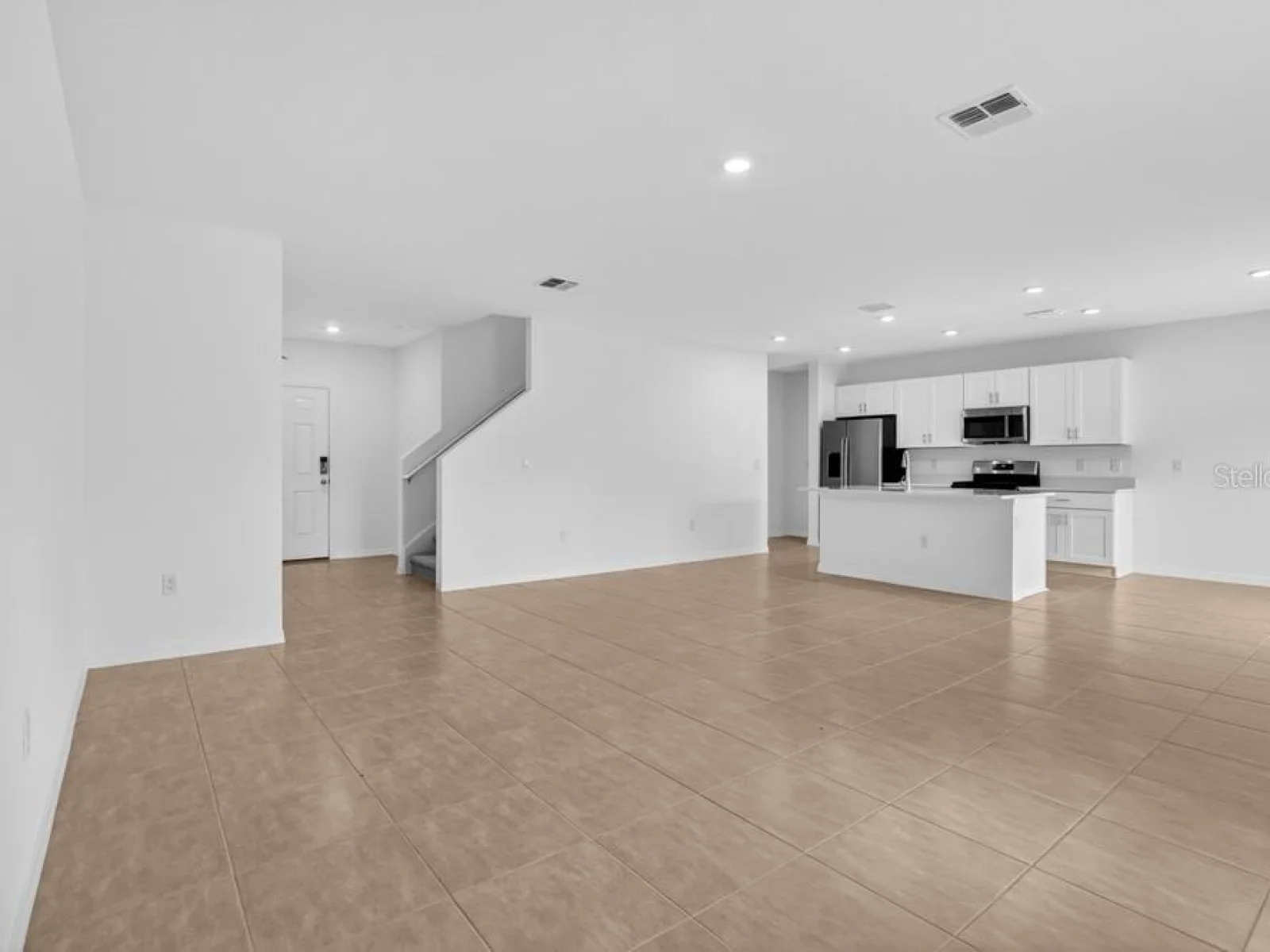 371 CORNERSTONE DR, GROVELAND, FL — photo 38
