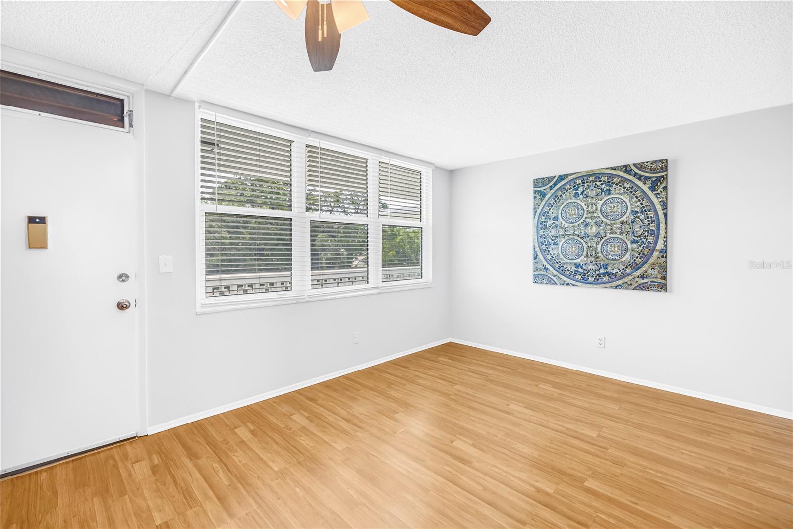 4720 LOCUST ST NE #318, ST PETERSBURG, FL — photo 2