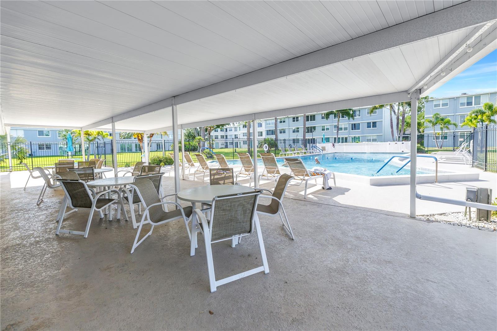 4720 LOCUST ST NE #318, ST PETERSBURG, FL — photo 31
