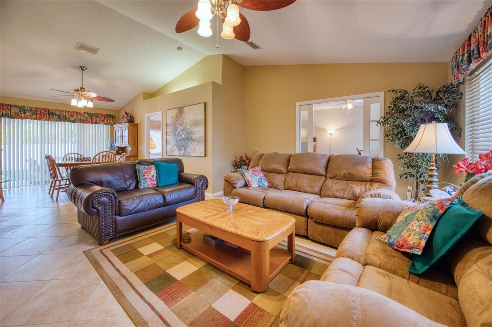 541 FALKLAND RD, VENICE, FL — photo 3