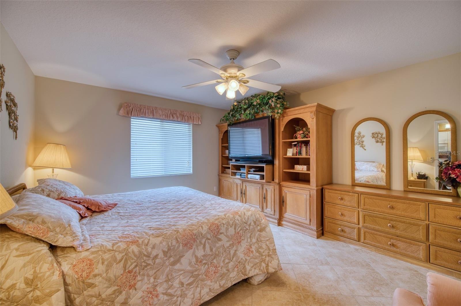 541 FALKLAND RD, VENICE, FL — photo 7