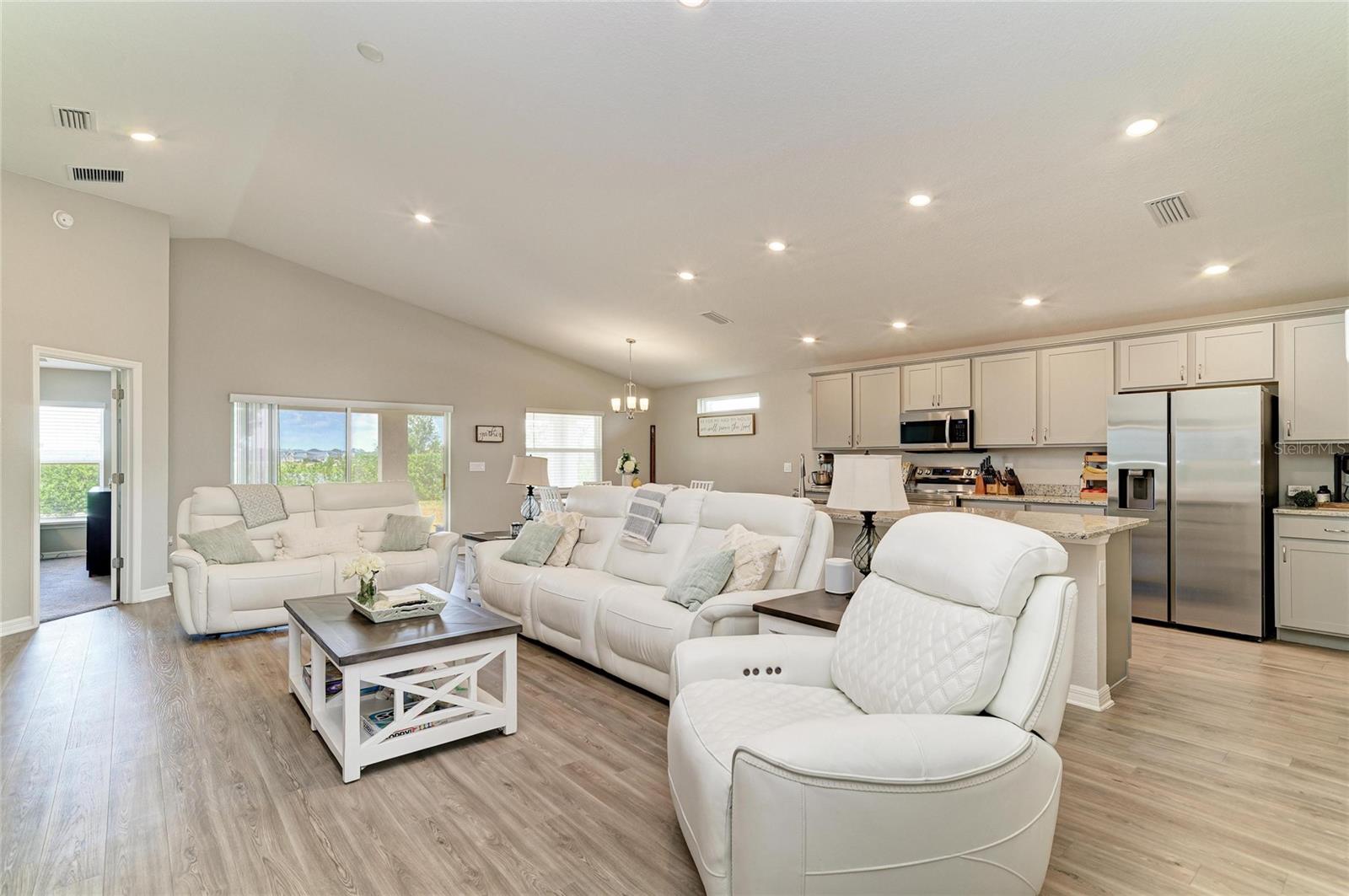 6704 162ND PL E, PARRISH, FL — photo 2