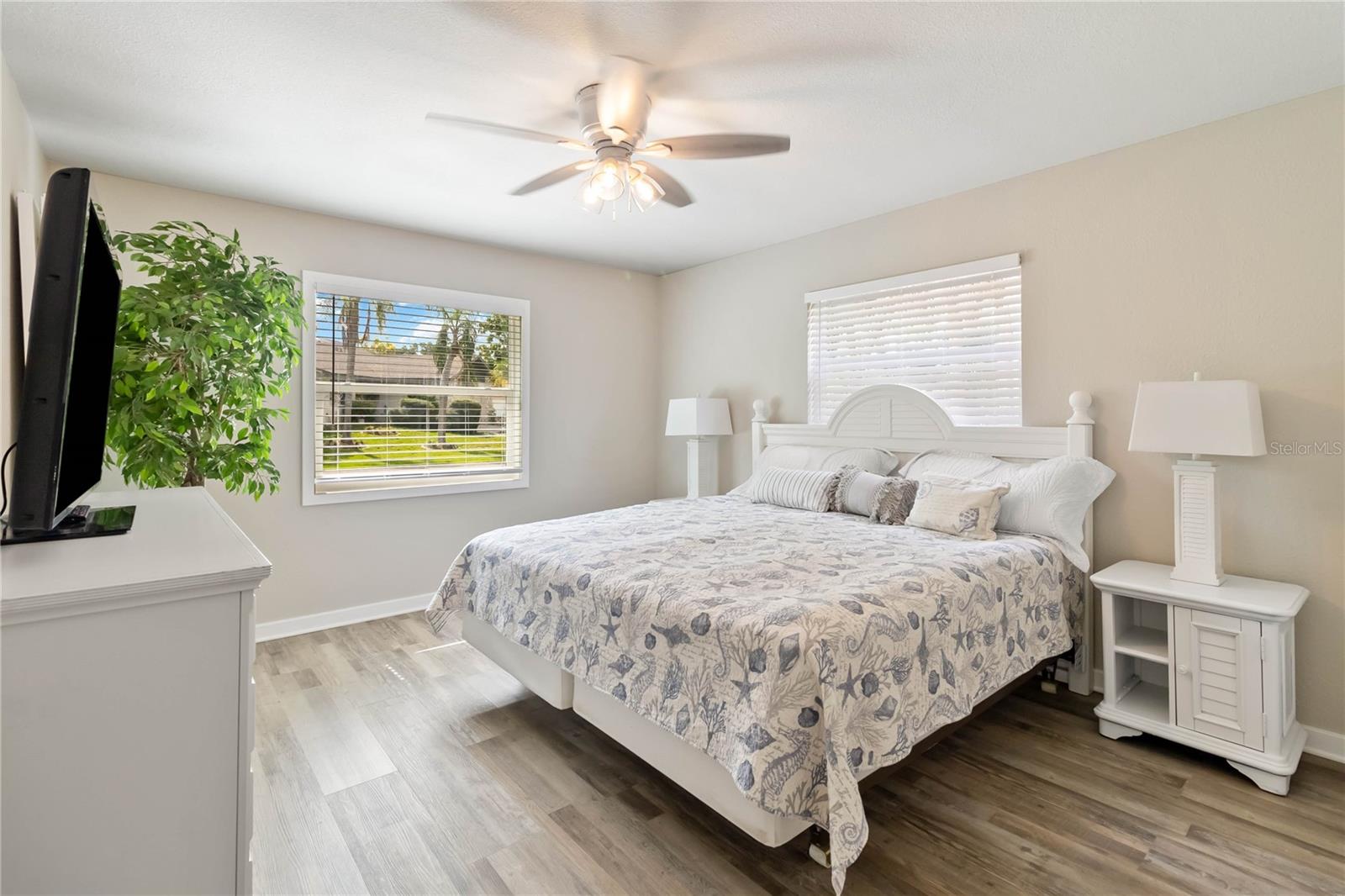 526 CONRAD RD, VENICE, FL — photo 17
