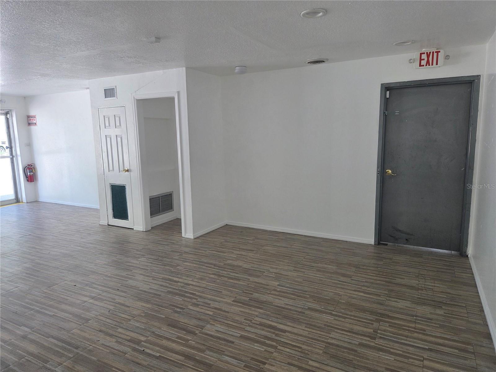 820 N MAIN ST, KISSIMMEE, FL — photo 13