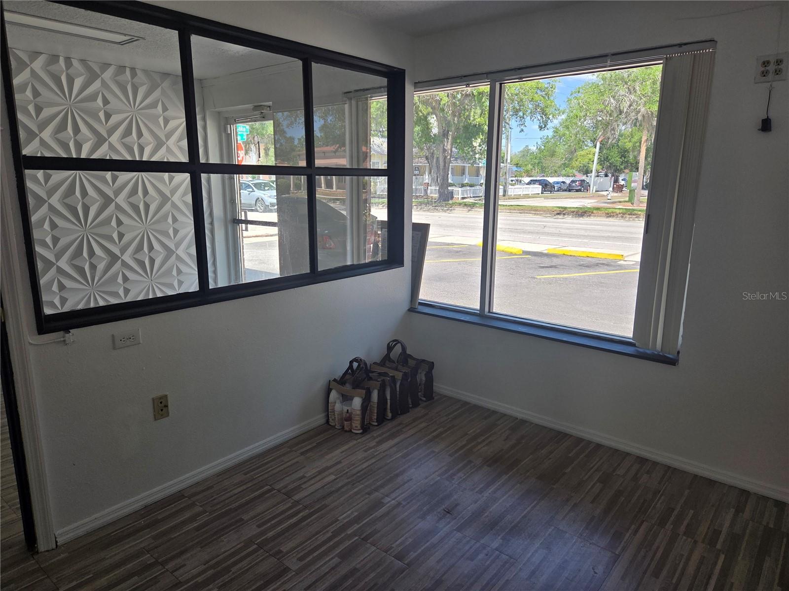 820 N MAIN ST, KISSIMMEE, FL — photo 17