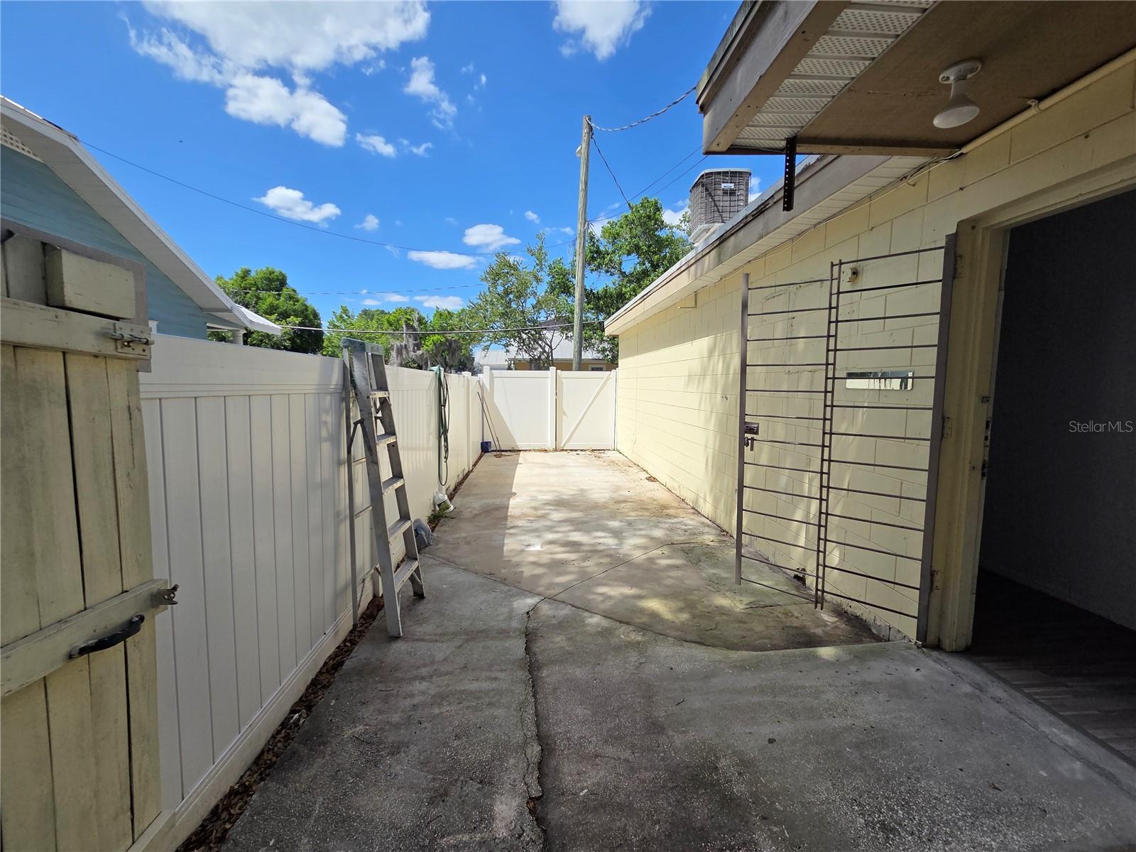 820 N MAIN ST, KISSIMMEE, FL — photo 23