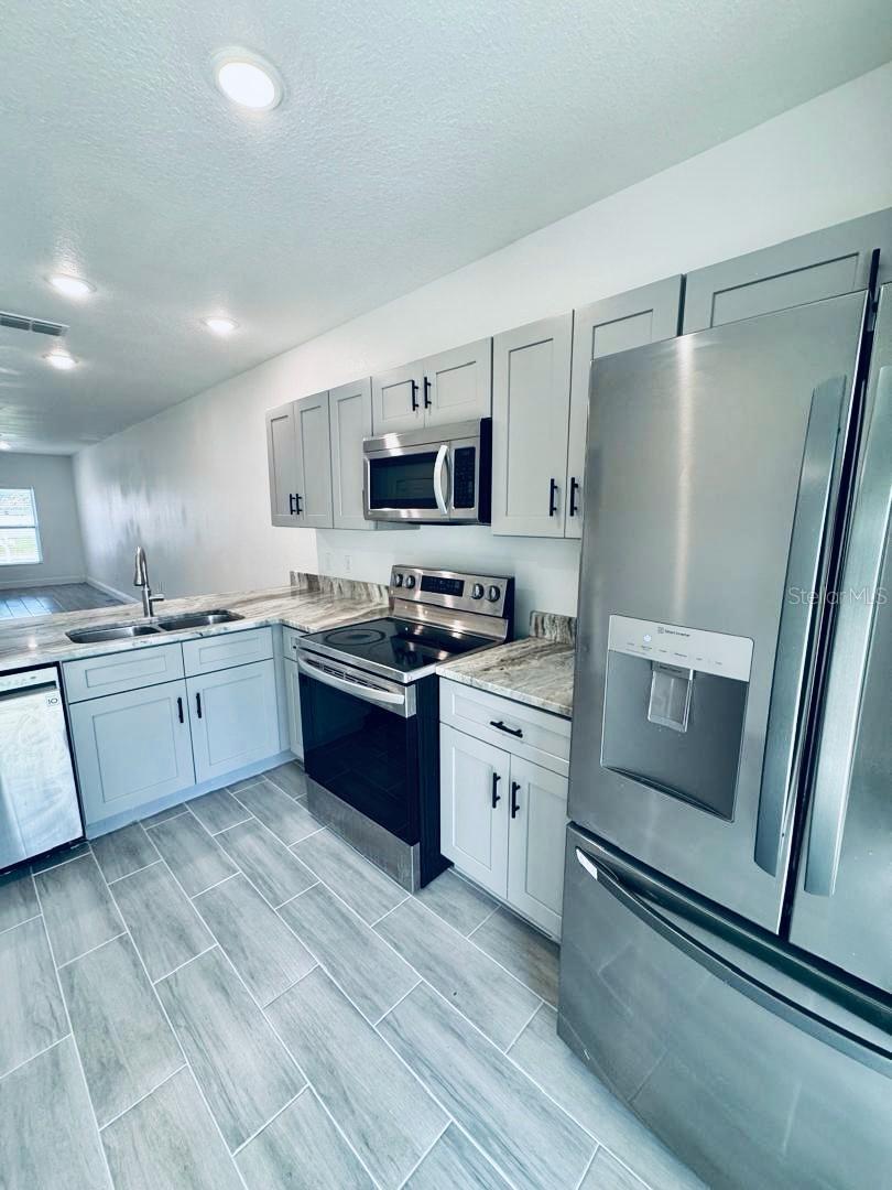 309 CLERMONT DR #B, POINCIANA, FL — photo 11