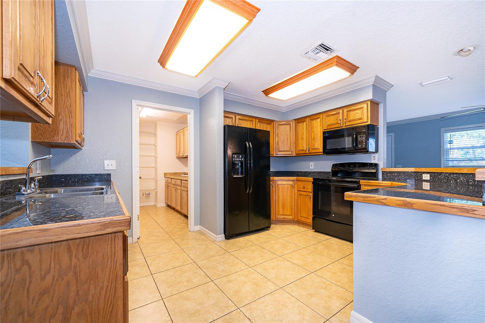 437 OREGON AVE, ST CLOUD, FL — photo 18