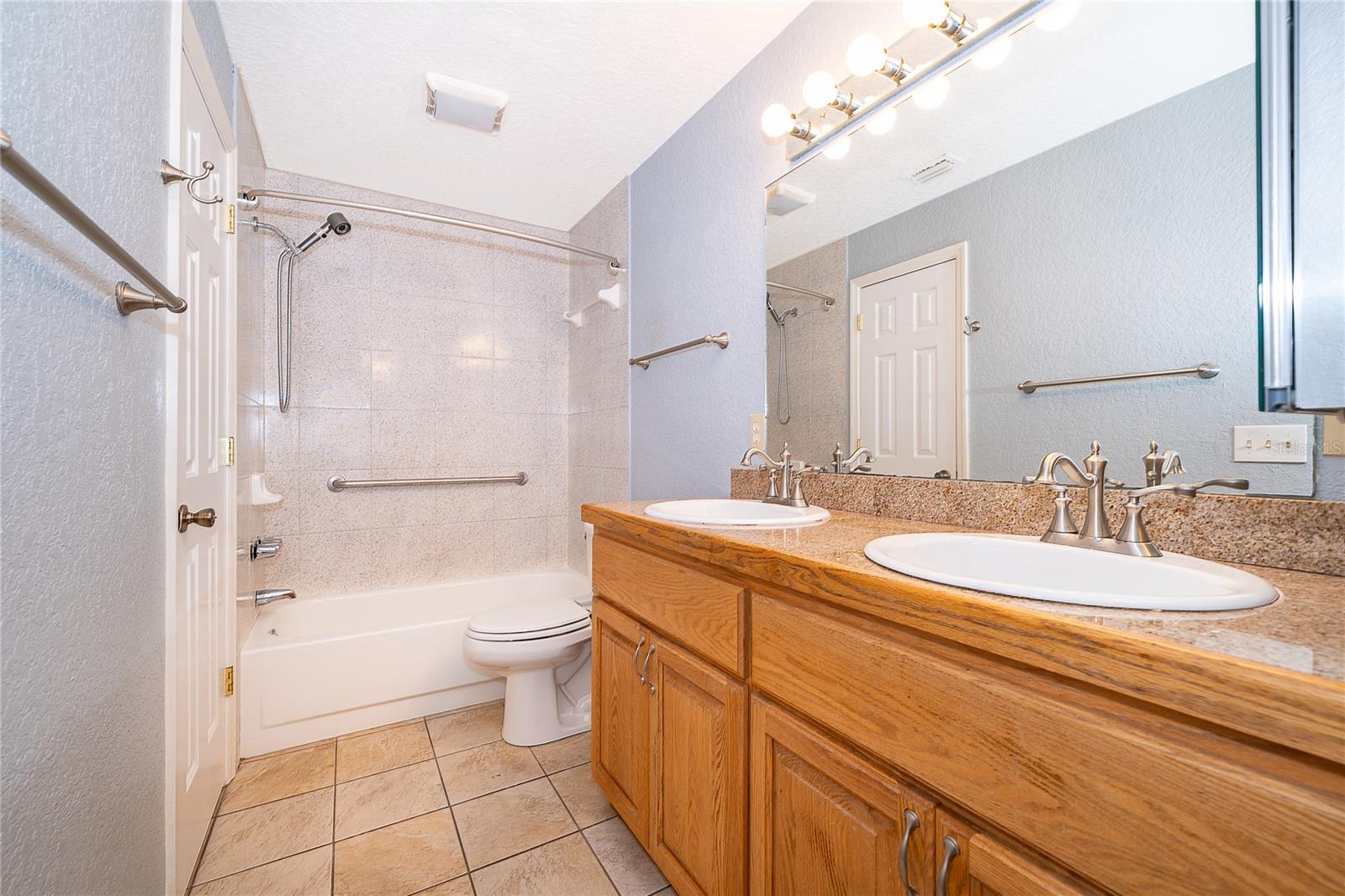 437 OREGON AVE, ST CLOUD, FL — photo 32