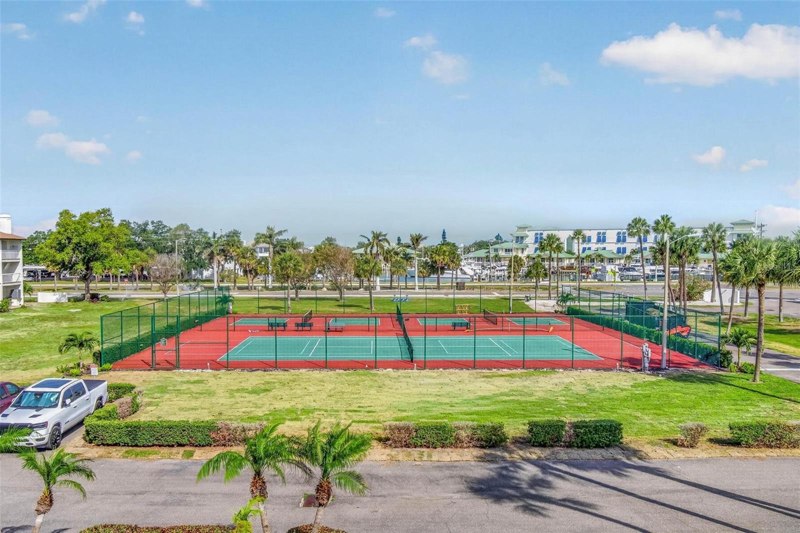 363 PINELLAS BAYWAY S #42, ST PETERSBURG, FL — photo 33