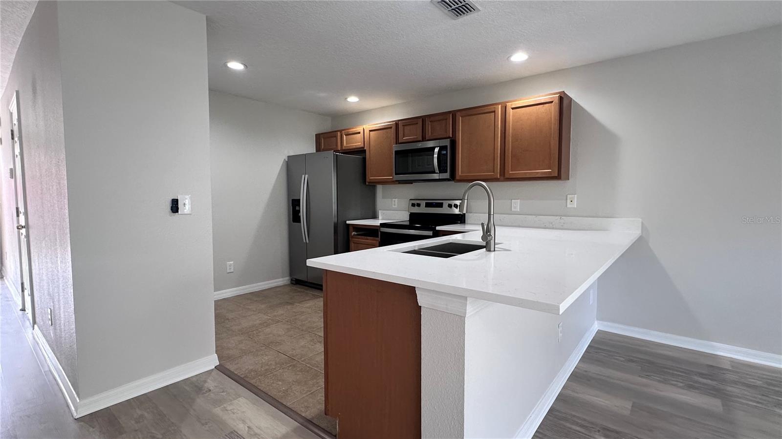 517 INTERLUDE LN #H-105, ORLANDO, FL — photo 4