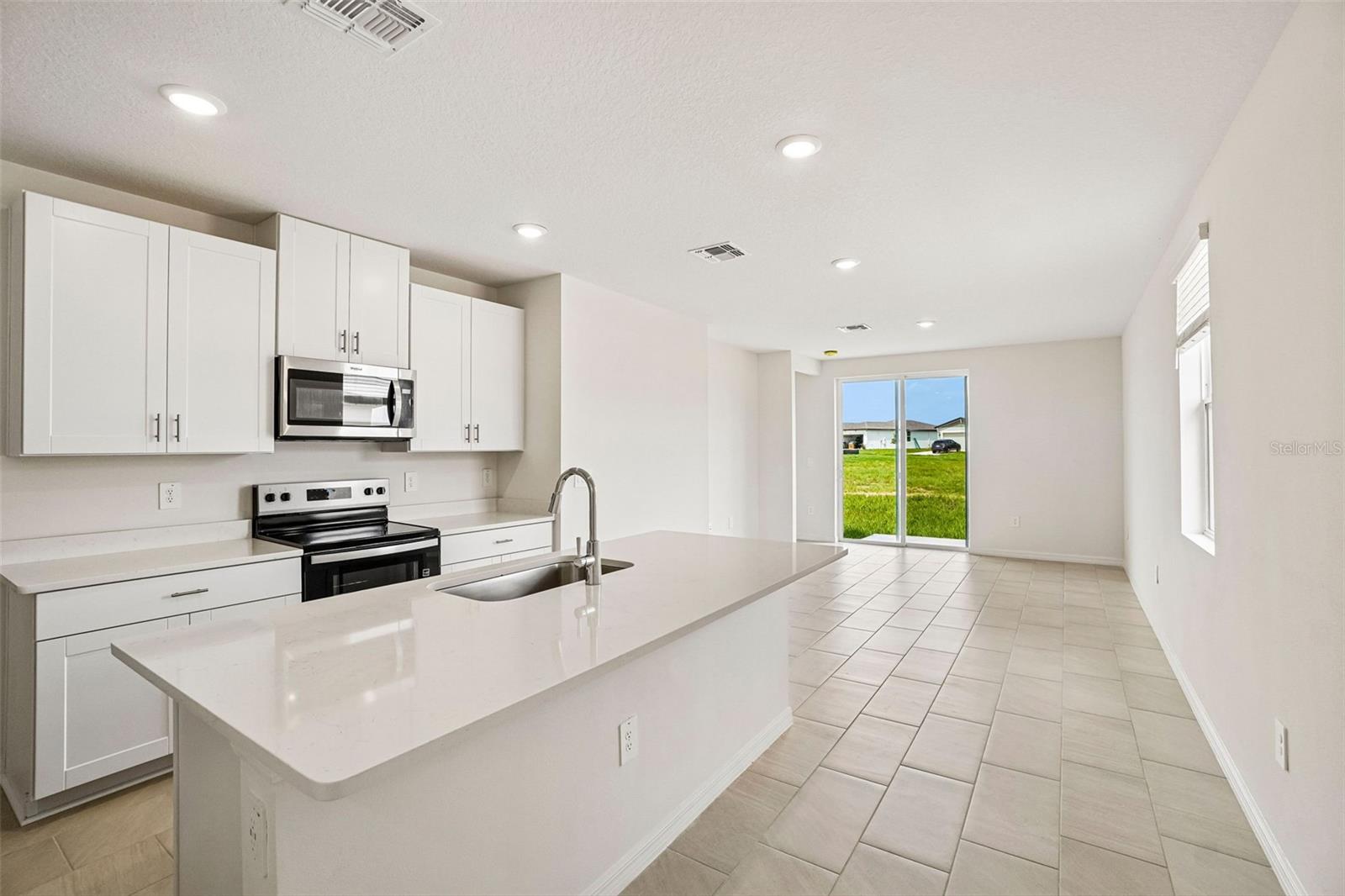 3739 MOSCATO DR, BROOKSVILLE, FL — photo 12