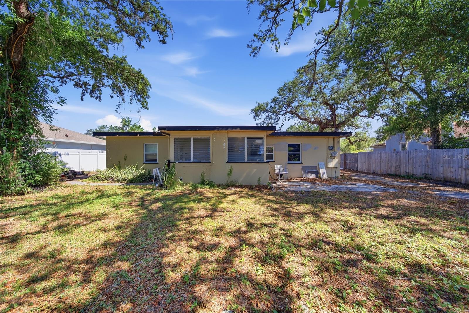 831 GRAND CENTRAL ST, CLEARWATER, FL — photo 9
