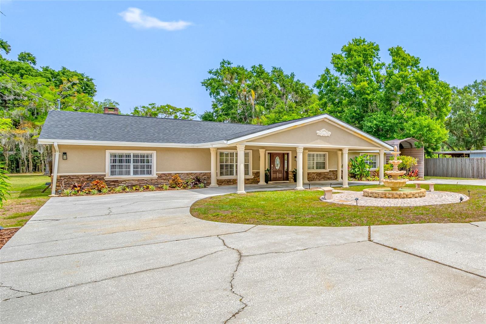15314 LAKE MAGDALENE BLVD, TAMPA, FL — photo 12