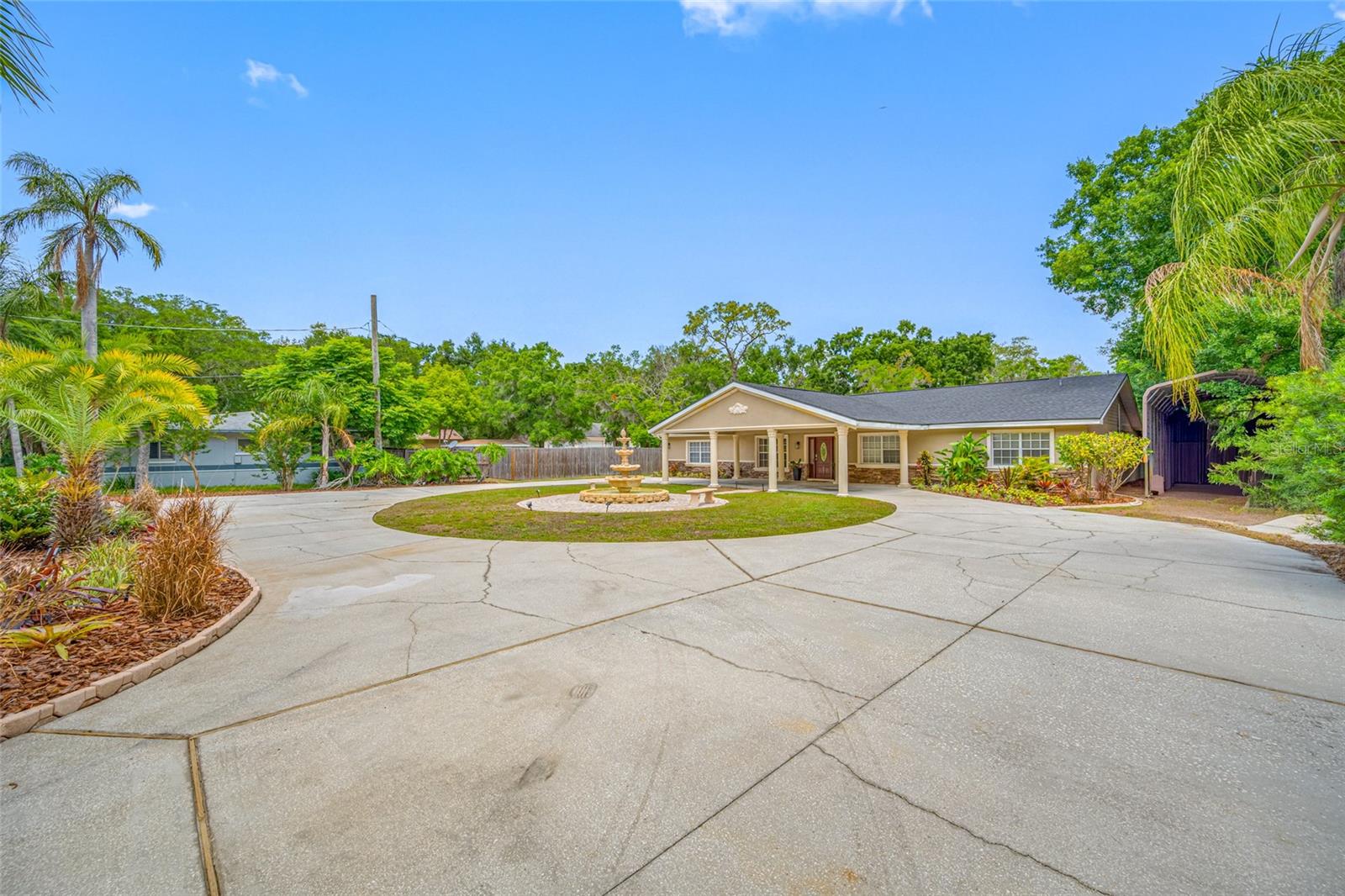 15314 LAKE MAGDALENE BLVD, TAMPA, FL — photo 14