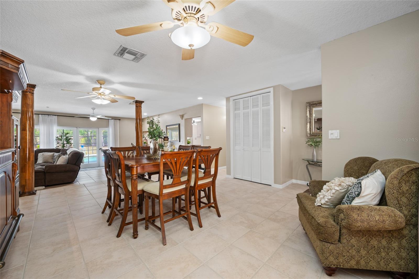 15314 LAKE MAGDALENE BLVD, TAMPA, FL — photo 21