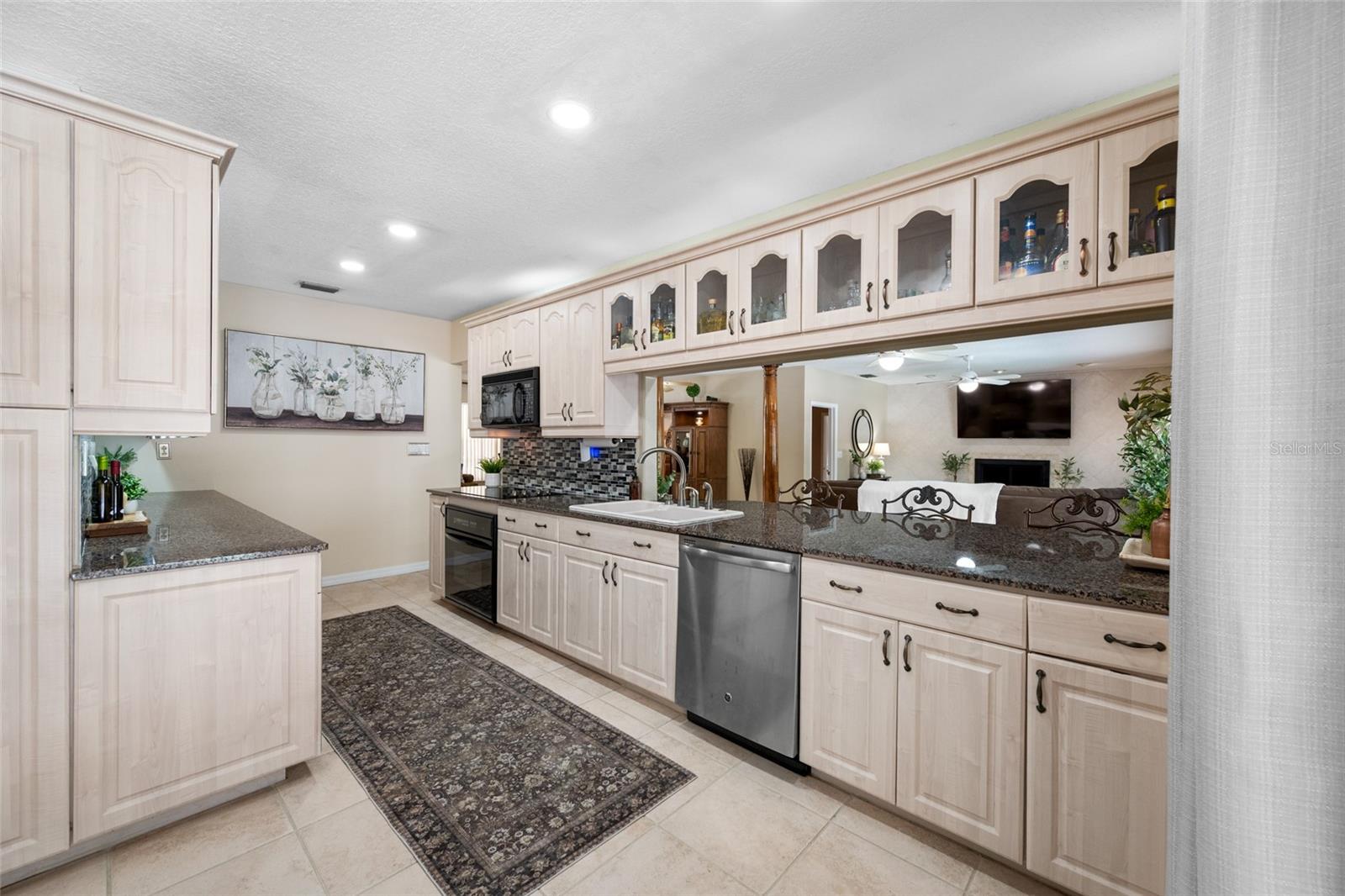 15314 LAKE MAGDALENE BLVD, TAMPA, FL — photo 30