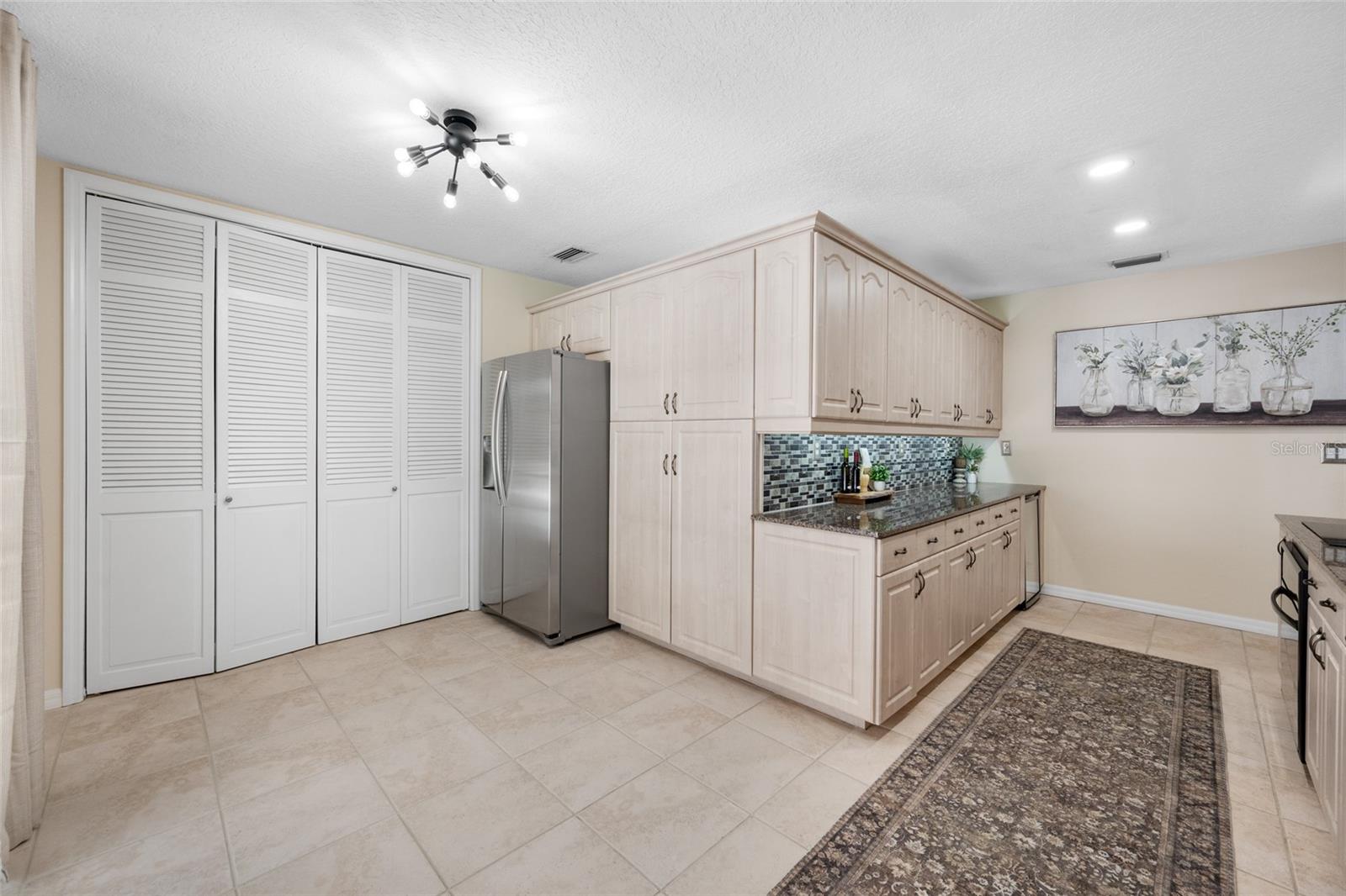 15314 LAKE MAGDALENE BLVD, TAMPA, FL — photo 34