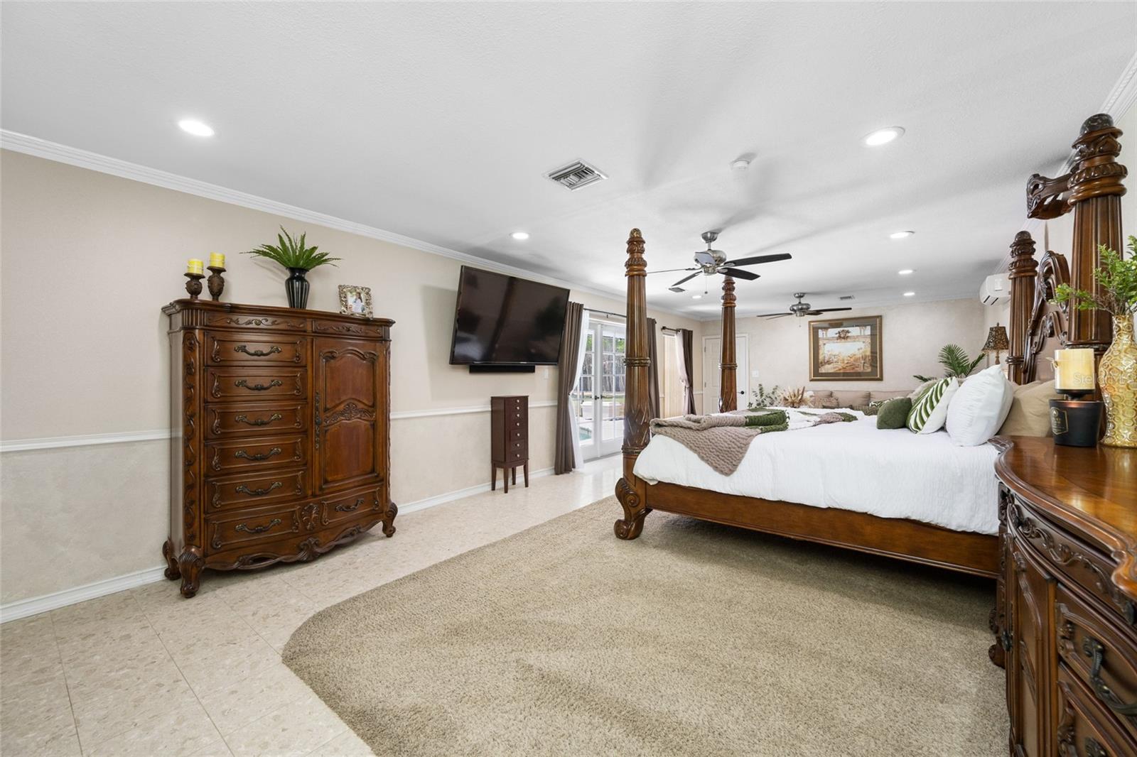 15314 LAKE MAGDALENE BLVD, TAMPA, FL — photo 37
