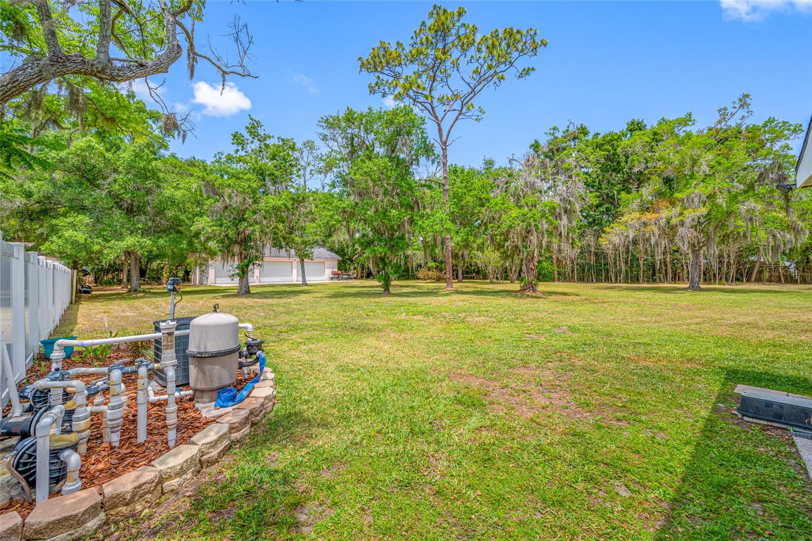15314 LAKE MAGDALENE BLVD, TAMPA, FL — photo 79