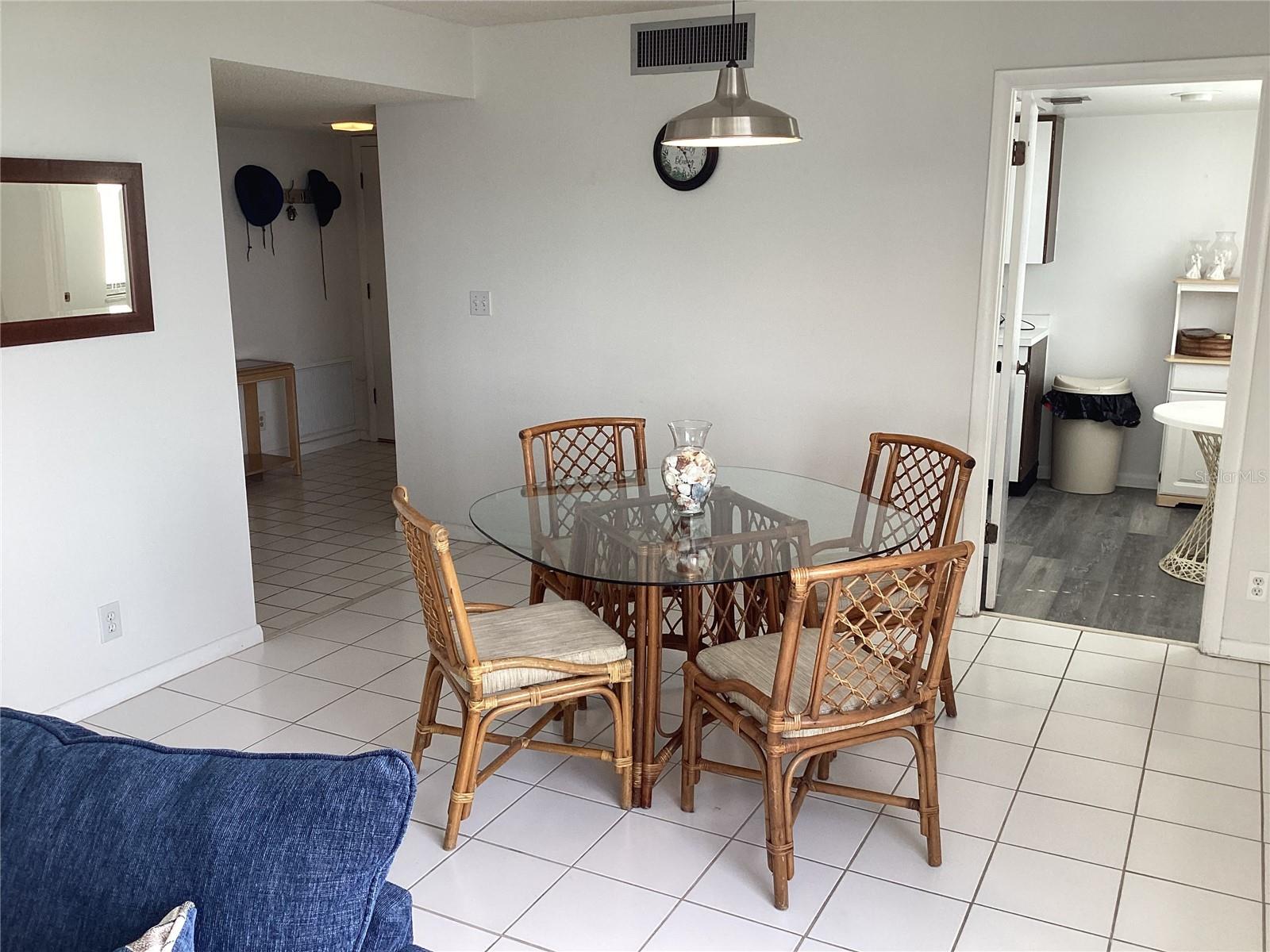 1430 GULF BLVD #404, CLEARWATER BEACH, FL — photo 5