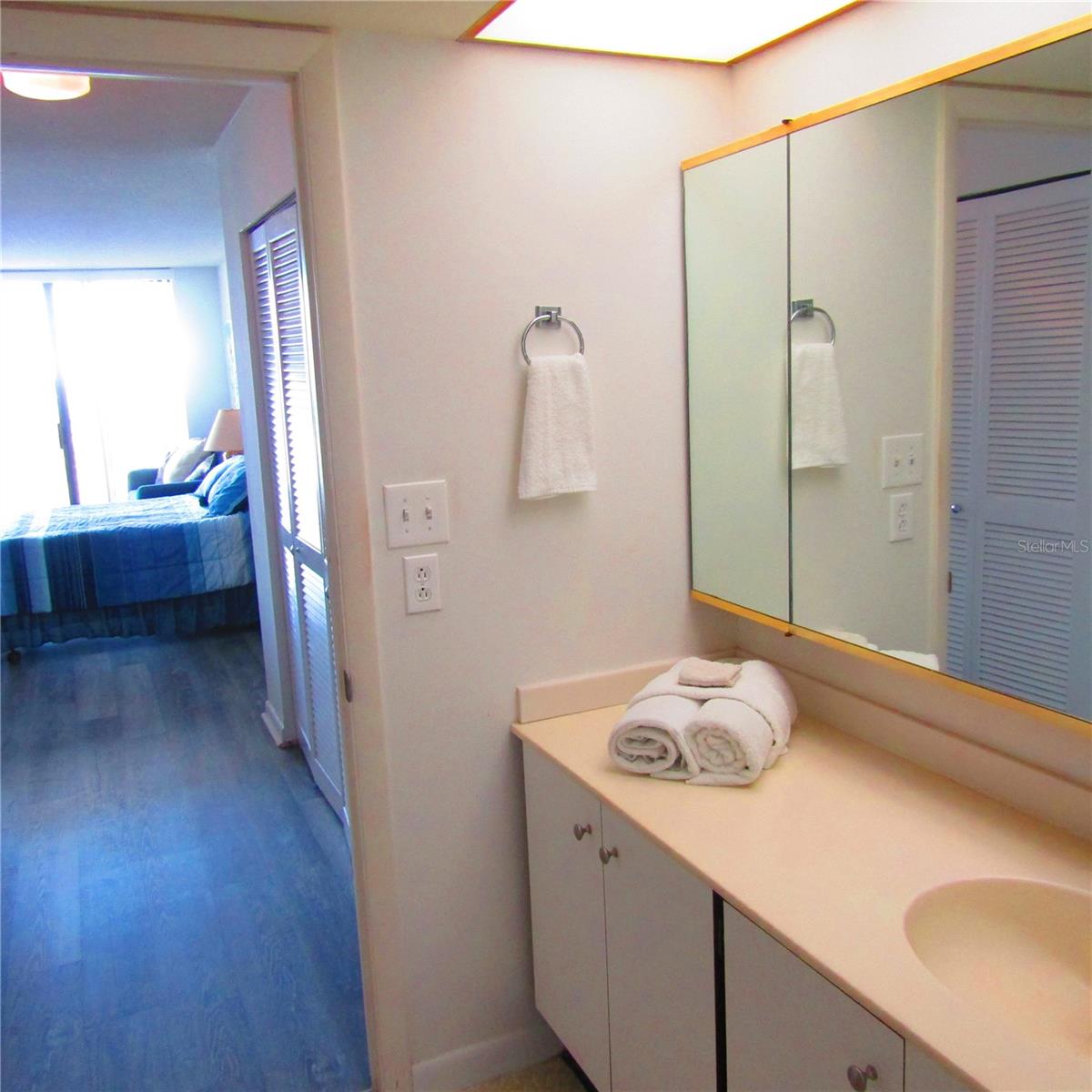 1430 GULF BLVD #404, CLEARWATER BEACH, FL — photo 22
