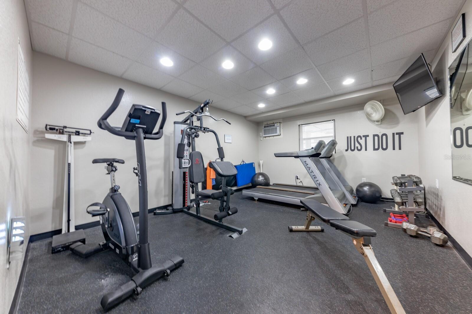 1430 GULF BLVD #404, CLEARWATER BEACH, FL — photo 26