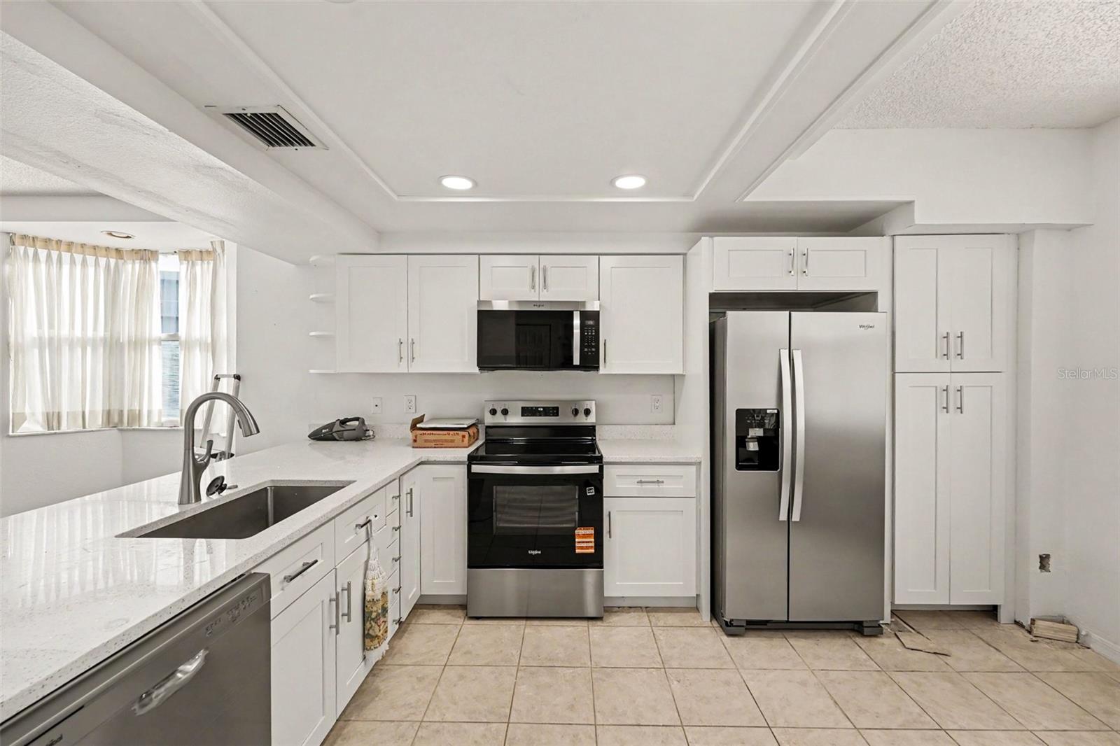 6205 SHORELINE DR #1106, ST PETERSBURG, FL — photo 3