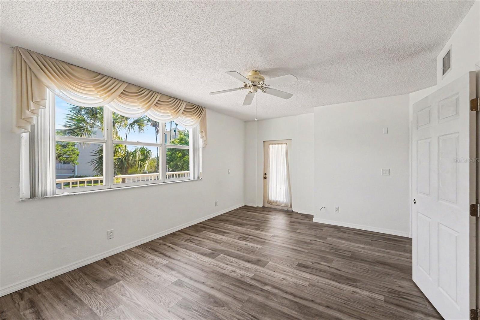 6205 SHORELINE DR #1106, ST PETERSBURG, FL — photo 18