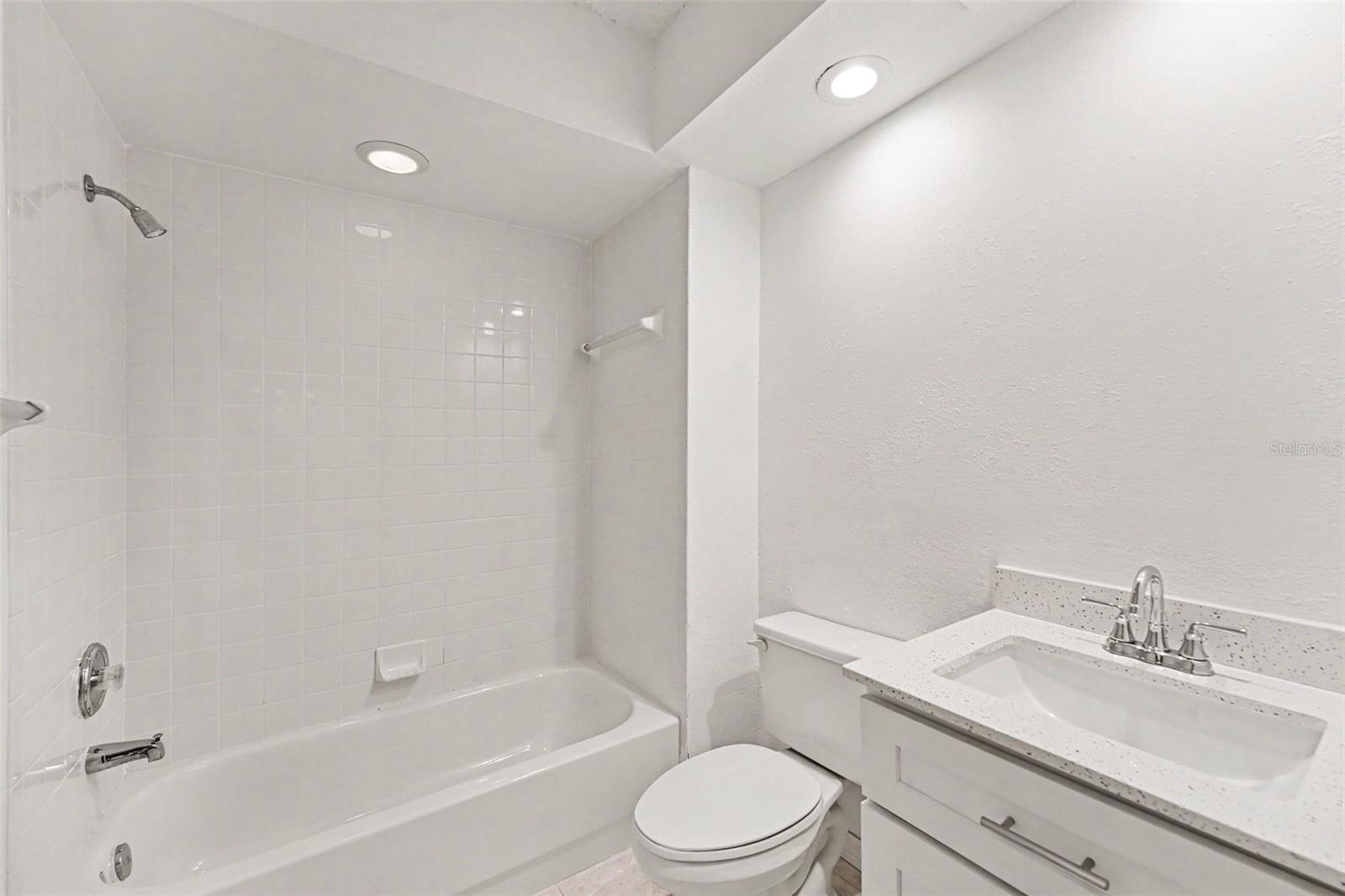 6205 SHORELINE DR #1106, ST PETERSBURG, FL — photo 21