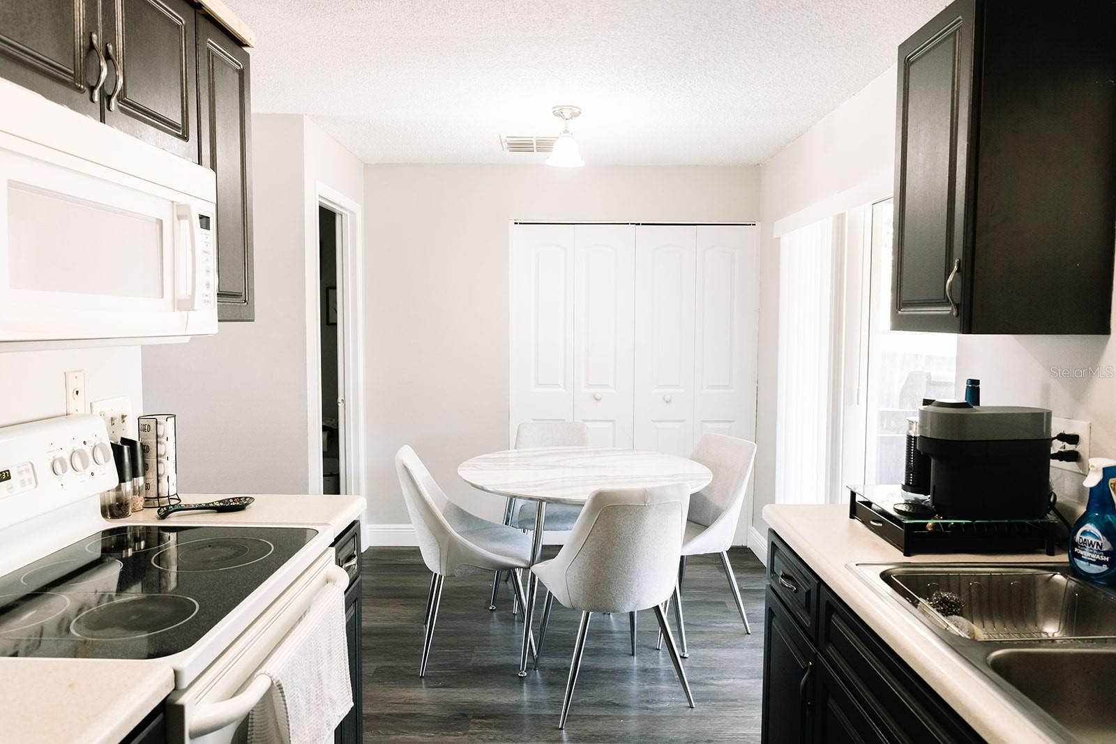 14115 VILLAGE VIEW DR, TAMPA, FL — photo 7