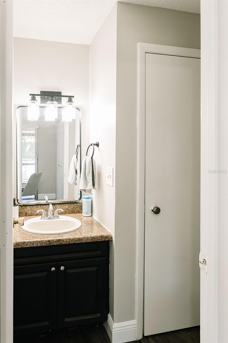 14115 VILLAGE VIEW DR, TAMPA, FL — photo 12