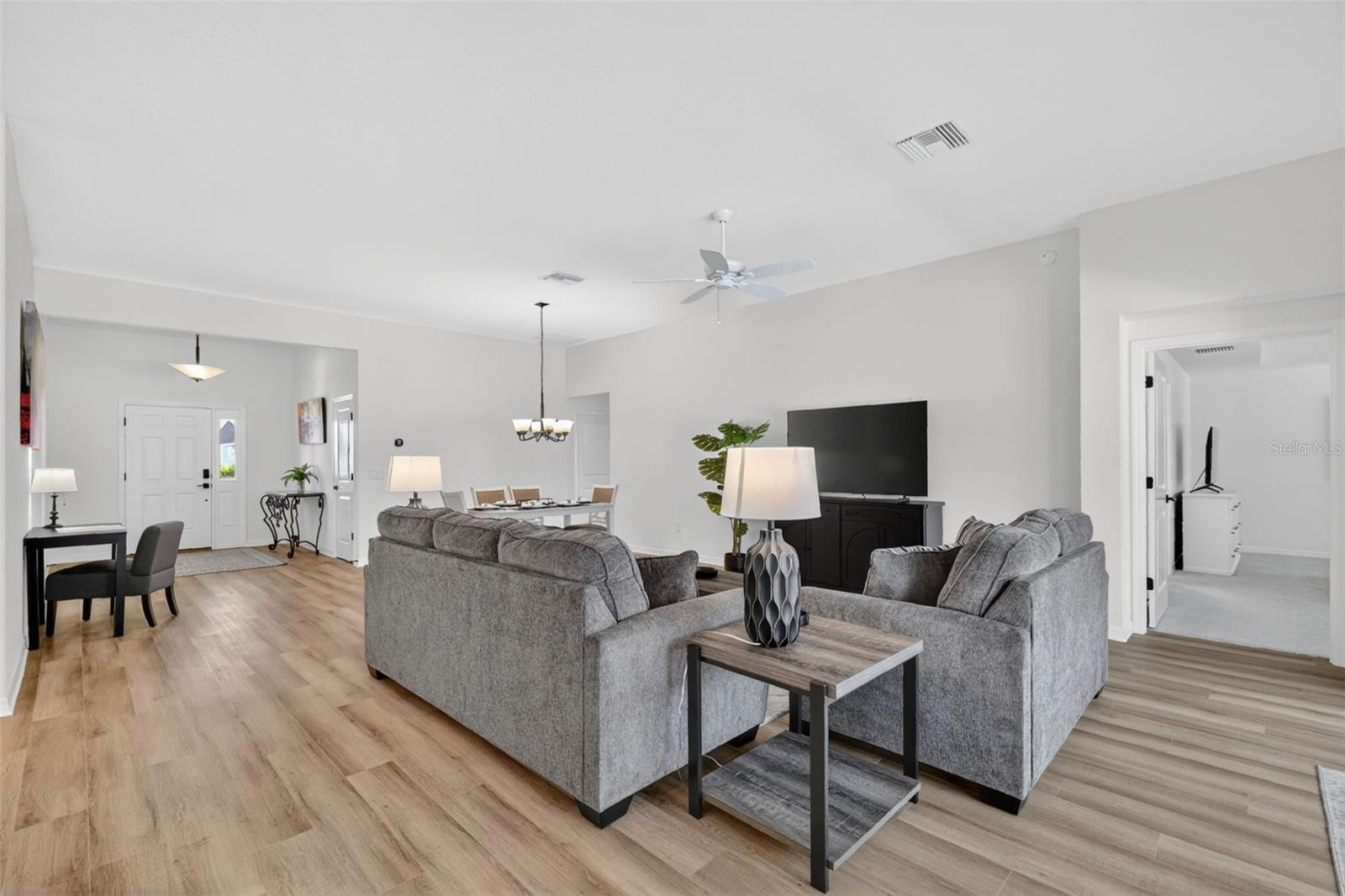 6857 BAYSINGER PATH, THE VILLAGES, FL — photo 34
