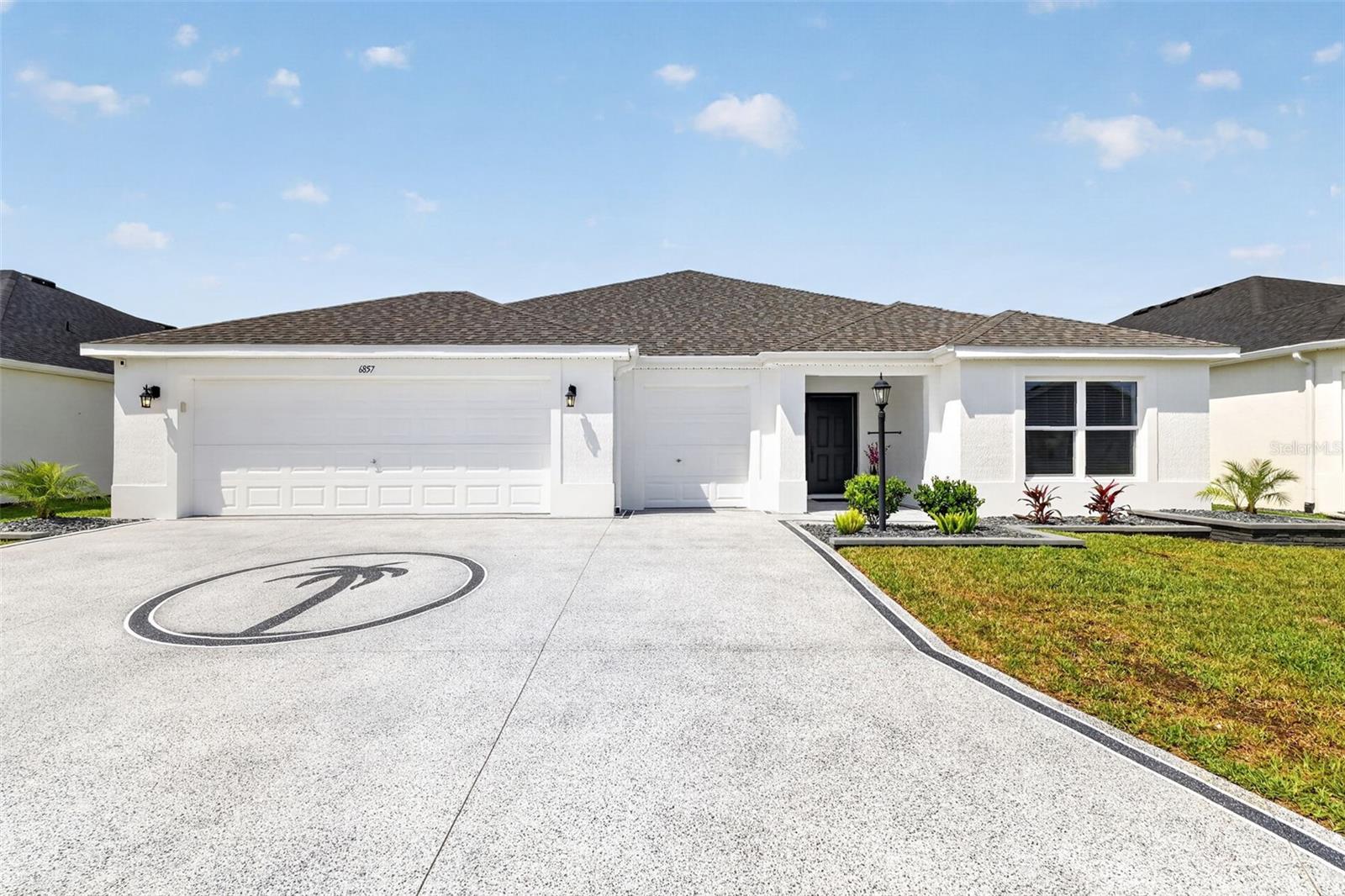 6857 BAYSINGER PATH, THE VILLAGES, FL — photo 84