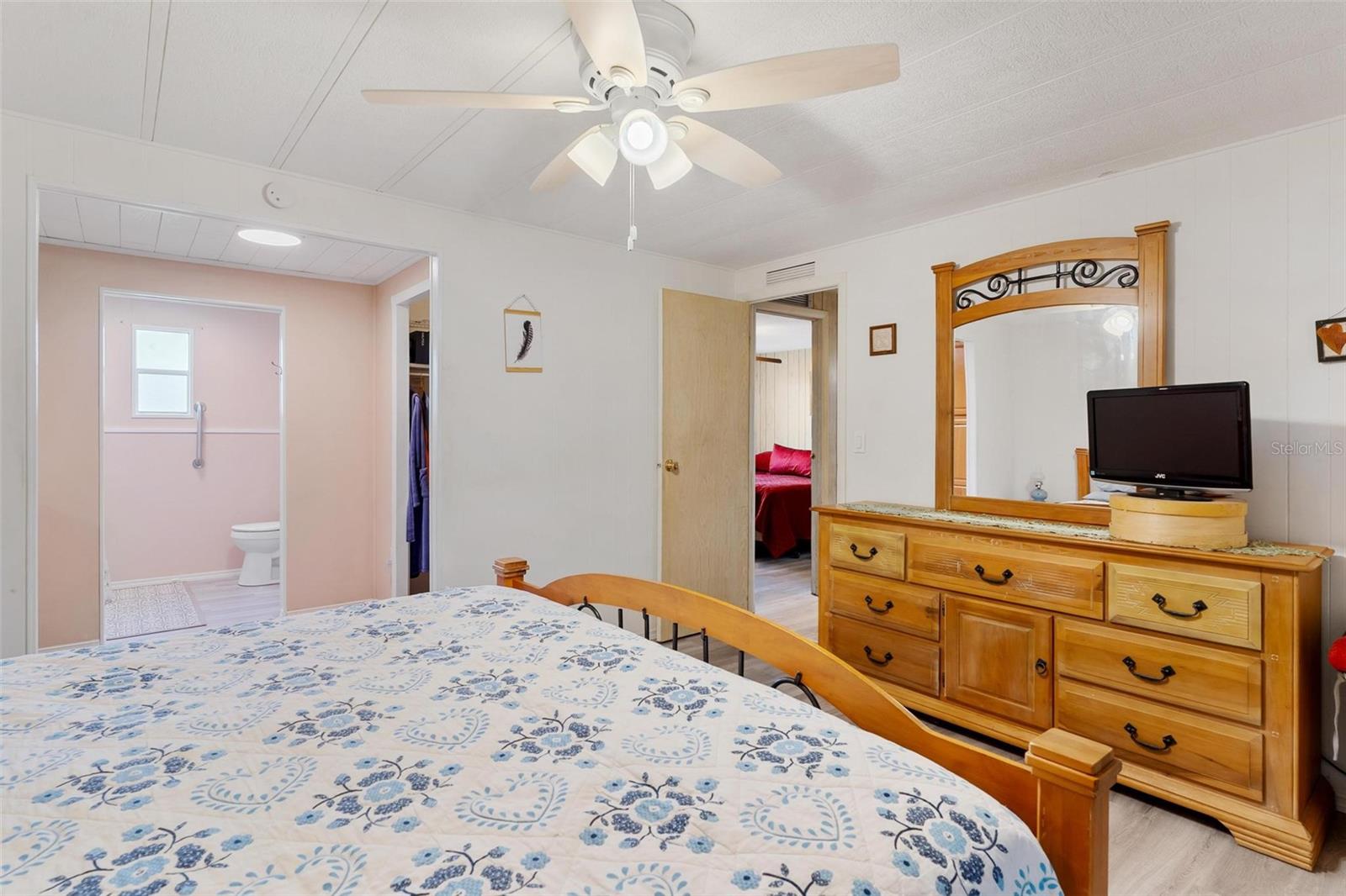 717 W COACH N FOUR DR, LEESBURG, FL — photo 44