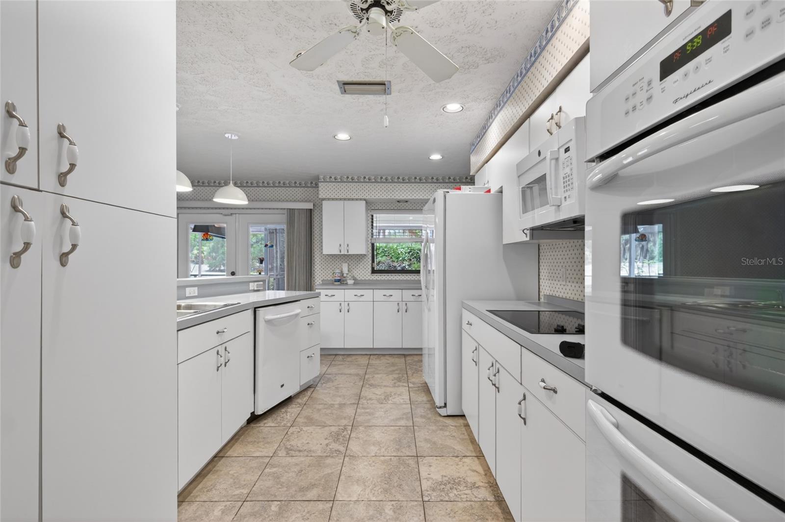 901 W RIVER DR, TEMPLE TERRACE, FL — photo 6
