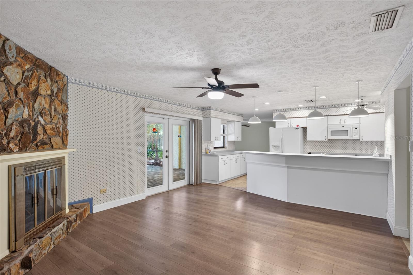 901 W RIVER DR, TEMPLE TERRACE, FL — photo 8