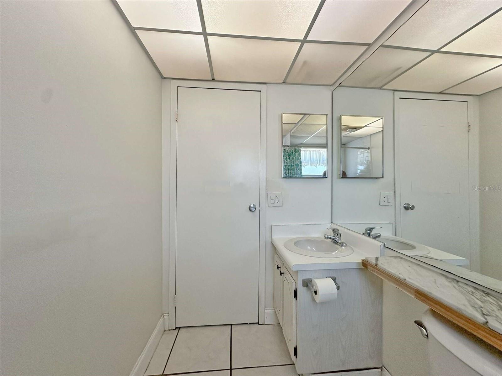 101 CAMBRIDGE TRL #196, SUN CITY CENTER, FL — photo 29