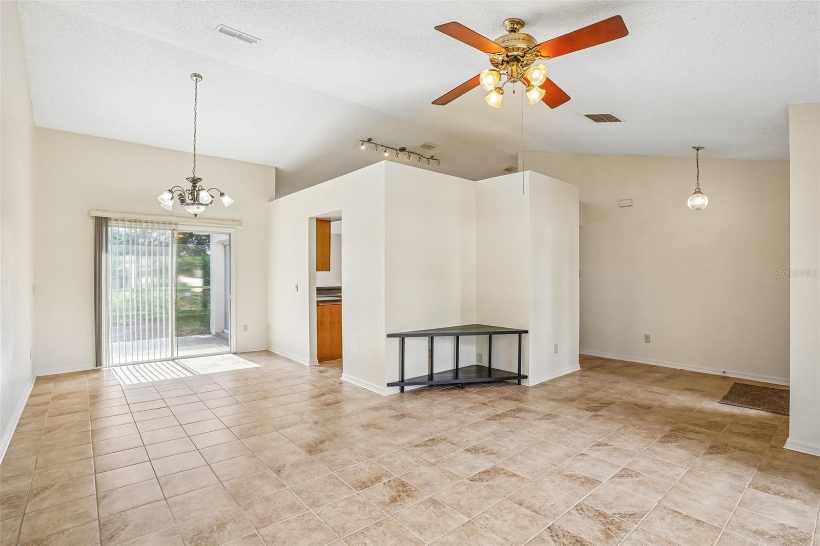 2596 ALCLOBE CIR, OCOEE, FL — photo 14