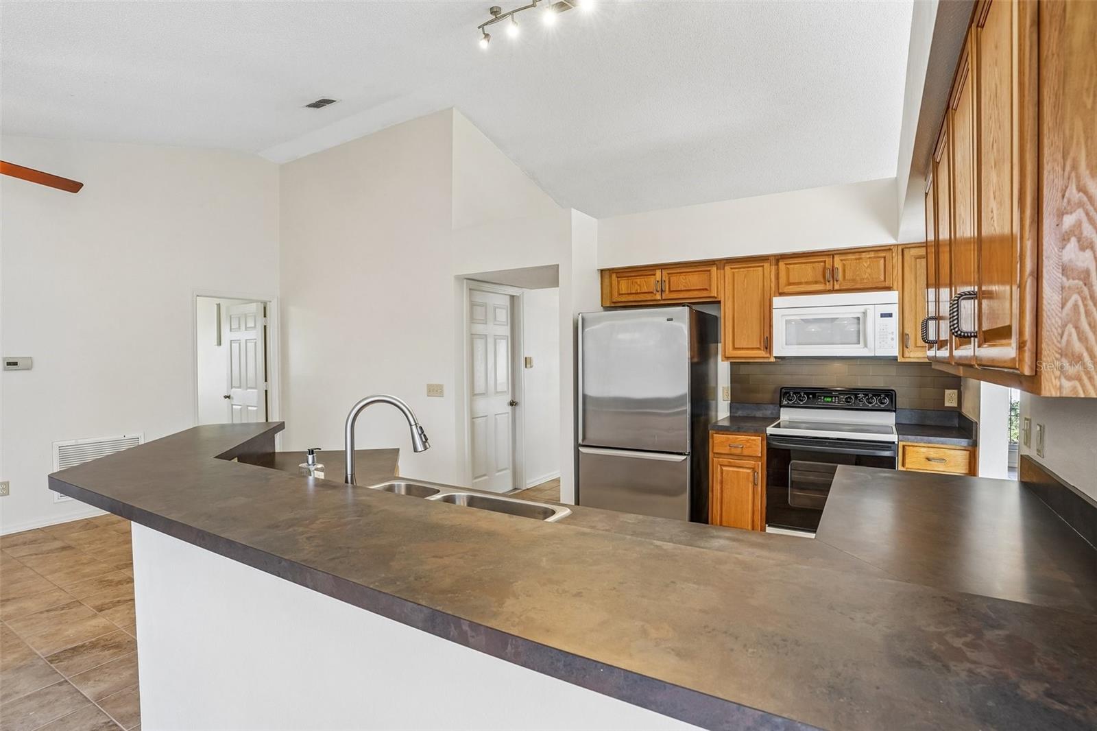 2596 ALCLOBE CIR, OCOEE, FL — photo 22