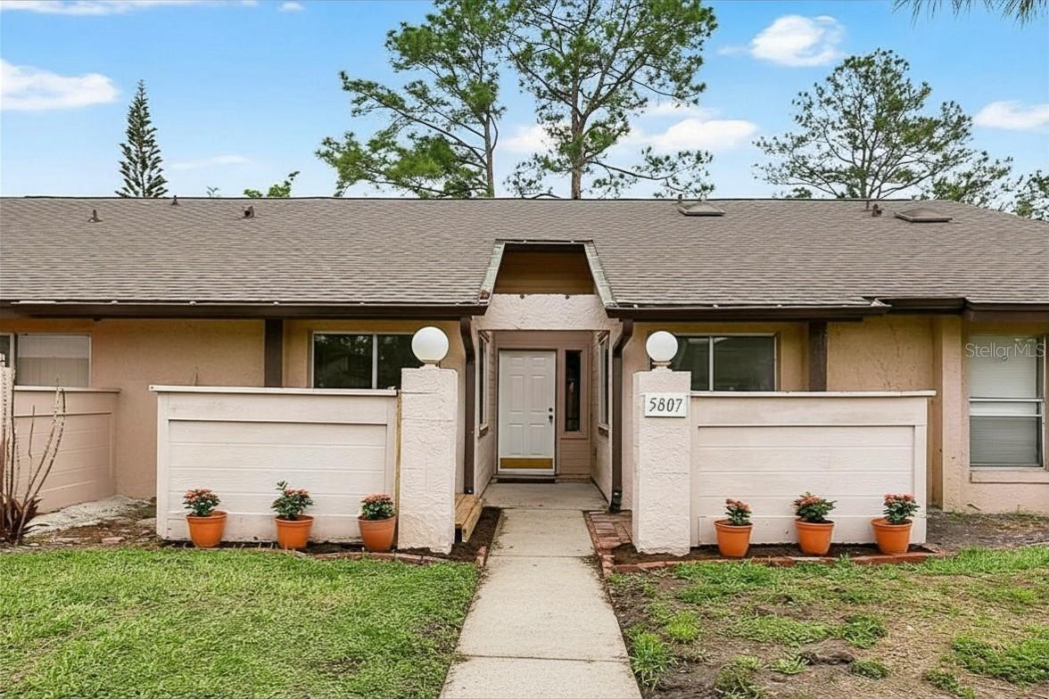 5807 RED DAHLIA CT #27, ORLANDO, FL