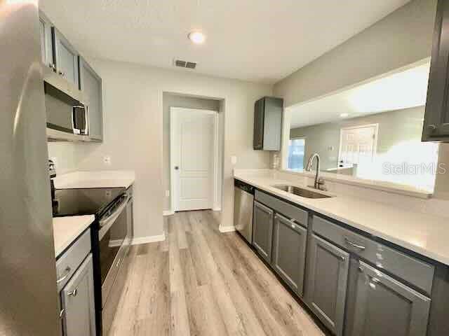 6335 MAISIE RD, ZEPHYRHILLS, FL — photo 10