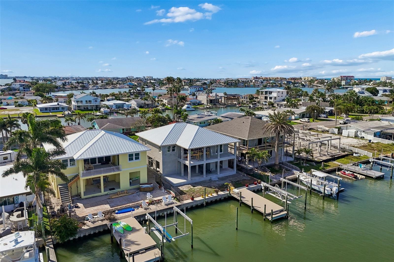211 176TH TERRACE DR E, REDINGTON SHORES, FL — photo 11