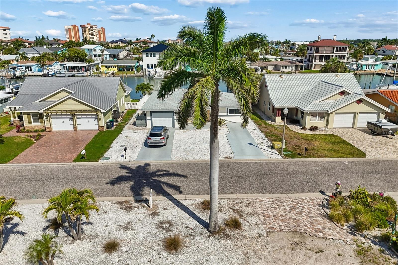 211 176TH TERRACE DR E, REDINGTON SHORES, FL — photo 12